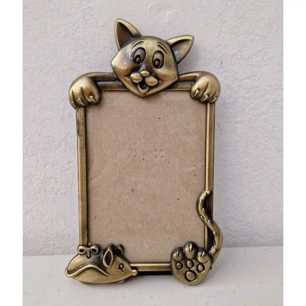 Vintage Metal Picture Frame Gold Tone Cat Pretty Kitty 4